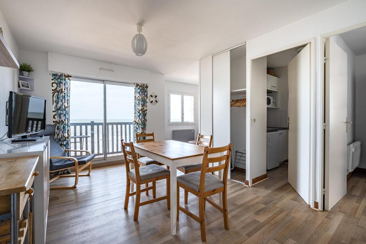 Charmant appartement face à la Mer avec balcon Houlgate Extérieur photo