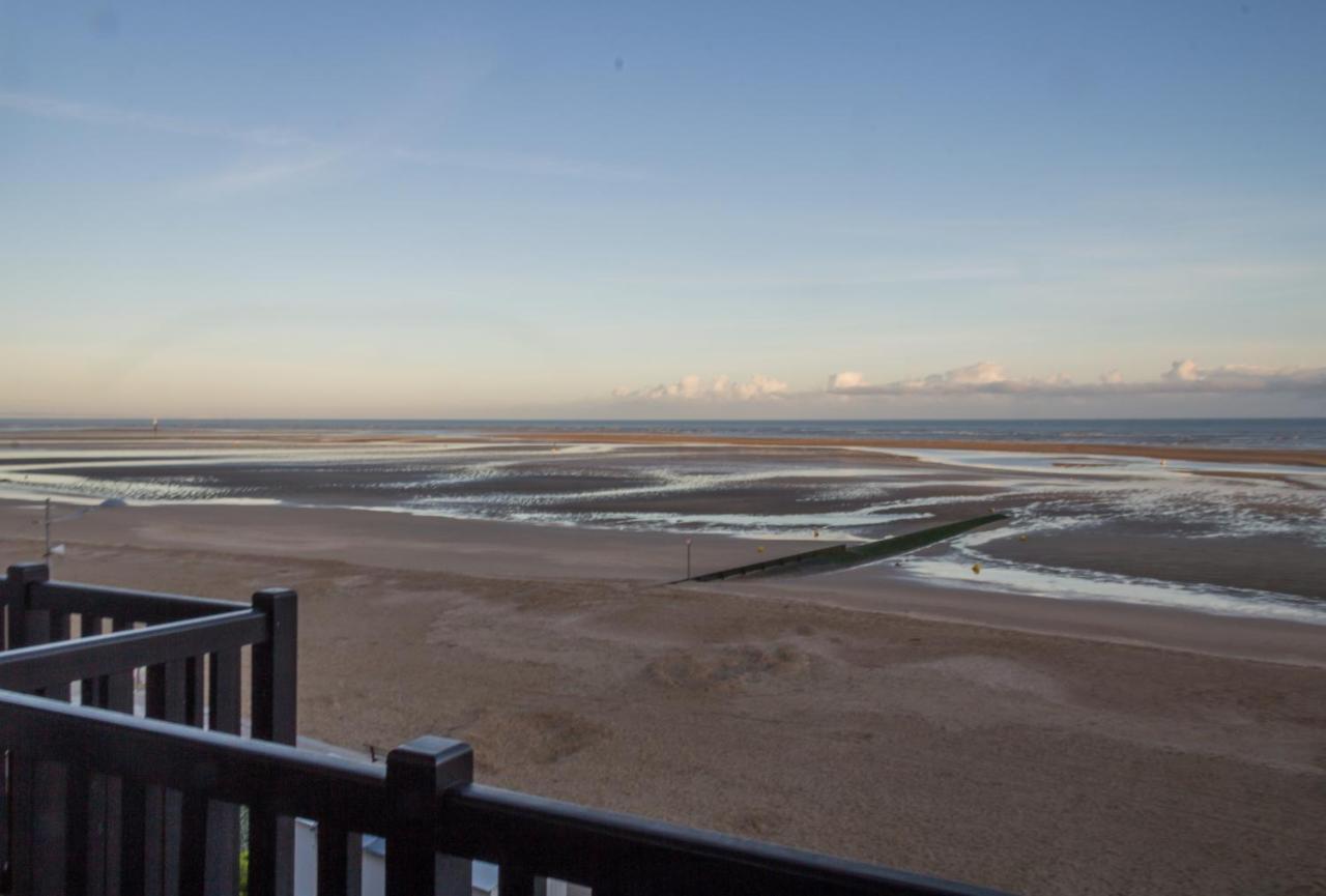 Charmant appartement face à la Mer avec balcon Houlgate Extérieur photo